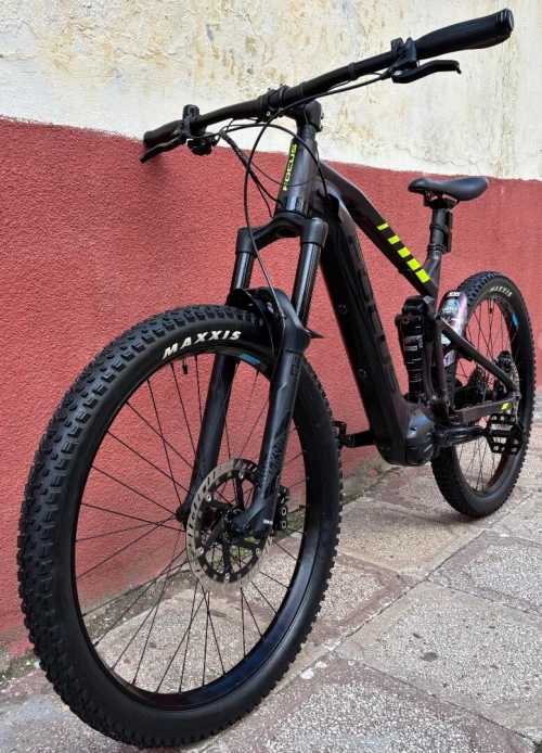 VTT Enduro Électrique Haute gamme super puissant // Taille : L 27,5+" // État : 9/10