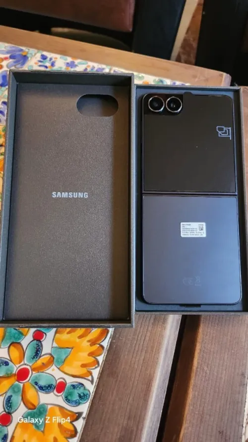Sumsung Z flip 7