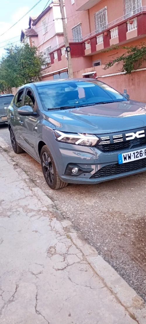 Dacia Lougan 2025 