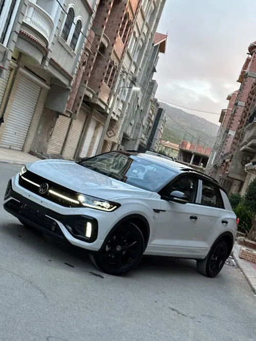 Volkswagen T-Roc 2025 R-Line 