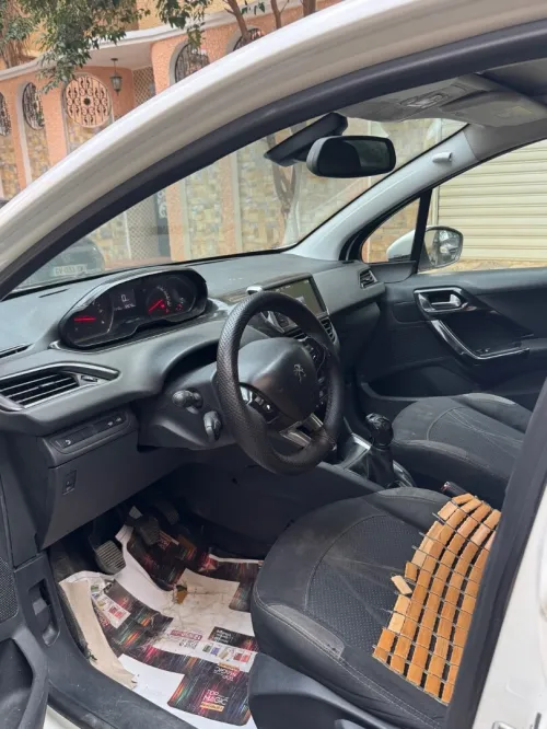 Peugeot 208 2014 Allure