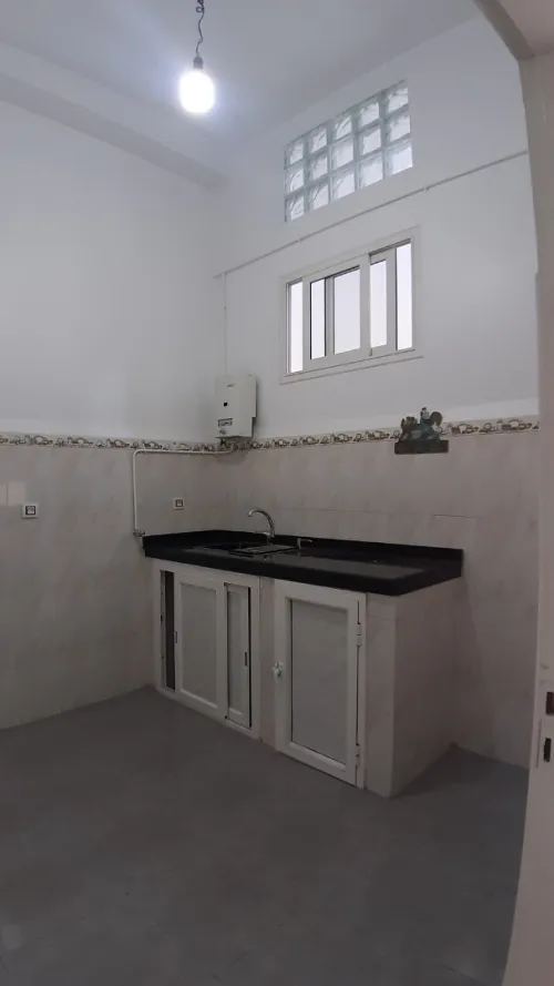 Location Appartement Niveau de villa F2 Alger Khraissia