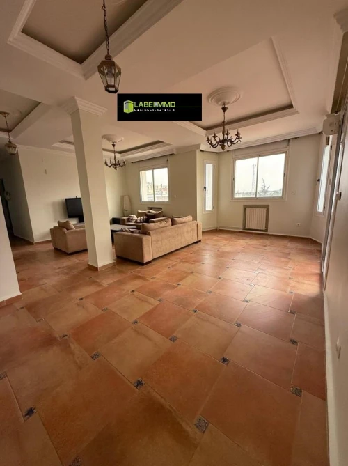 Location Appartement F4 Alger Hydra