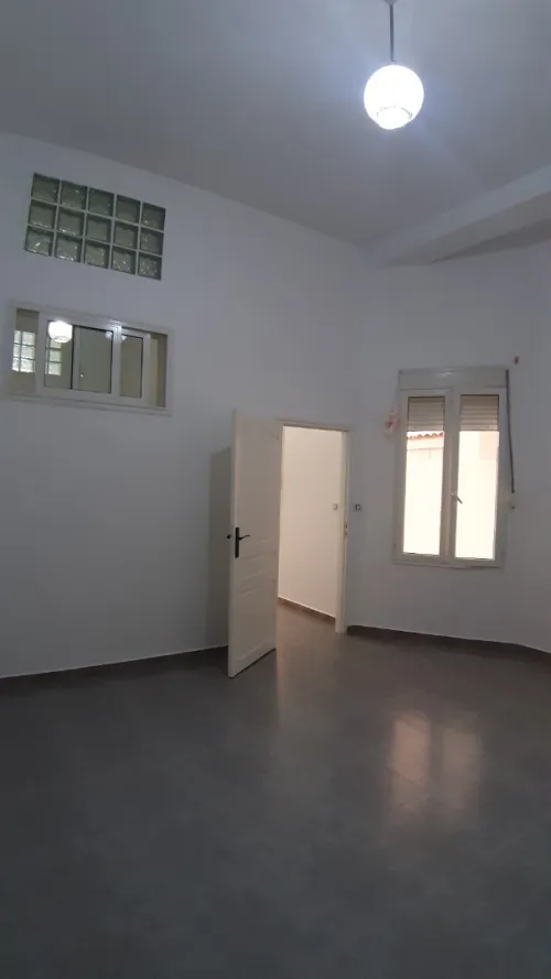 Location Appartement Niveau de villa F2 Alger Khraissia
