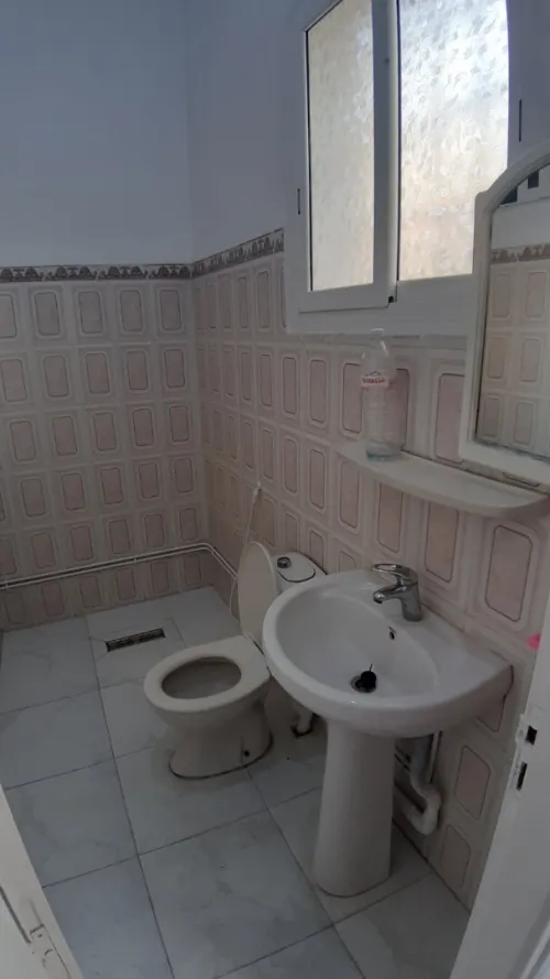 Location Appartement Niveau de villa F2 Alger Khraissia