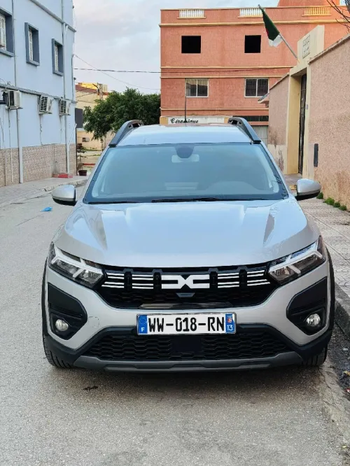 Dacia Joggers 2023 