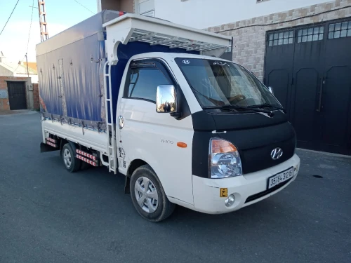 Hyundai H-100 2012