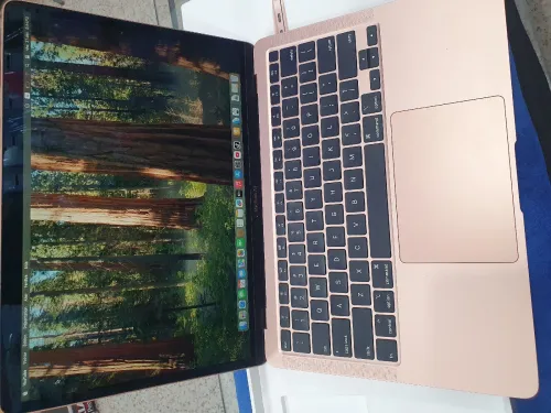 Mac book air  2020