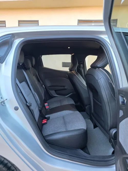 Renault Clio 5 2021 Lutecia