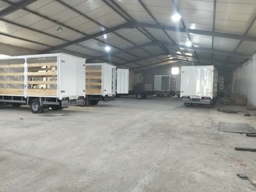 Carrosserie camion et semi remourque 