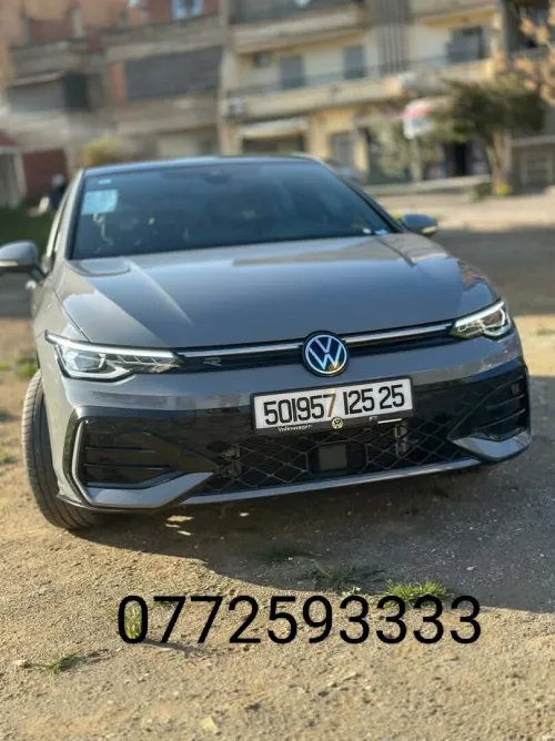 Volkswagen Golf 8 2025 R-Line
