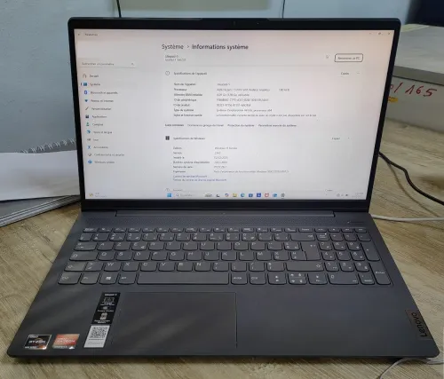 Lenovo ideapad 5 AMD Ryzen 7 5700U avec carte graphique Radeon