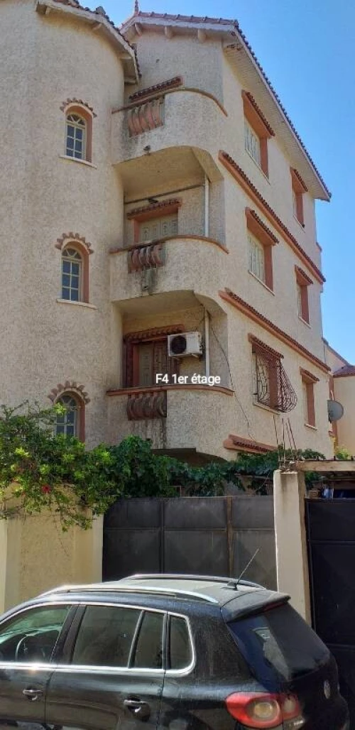 Location Appartement Niveau de villa F4 Alger Hraoua