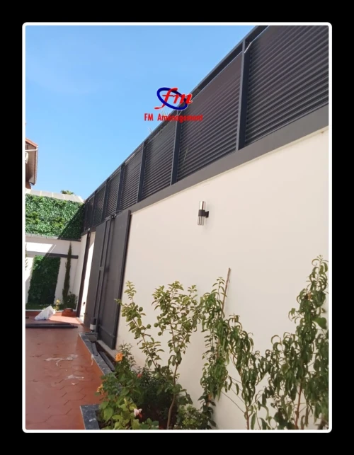 Brise vue, brise soleil, séparation aluminium. Jalousie. Piscine