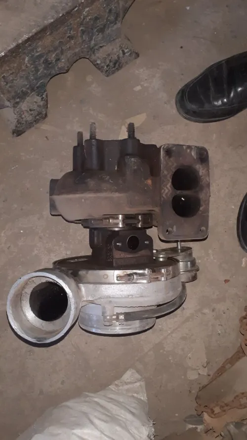 Turbo Mercedes mp4