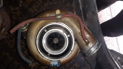 Turbo Mercedes mp4