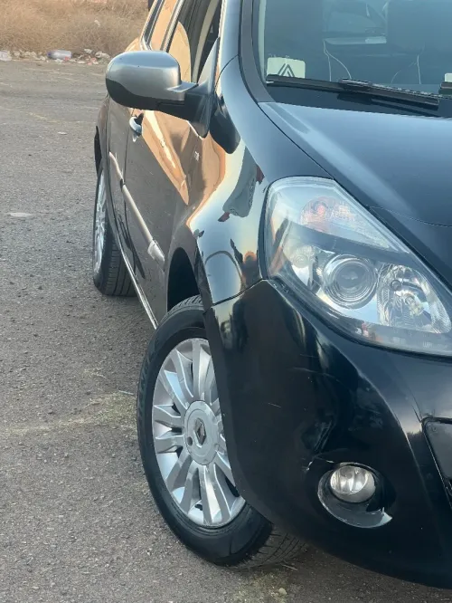 Renault Clio 3 2012 Night and Day