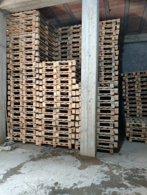 Fabrication palette bois et plastique