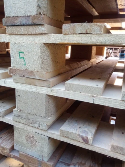 Fabrication palette bois et plastique