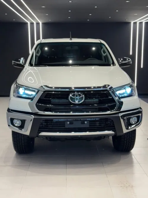 Toyota Hilux 2025 Srs