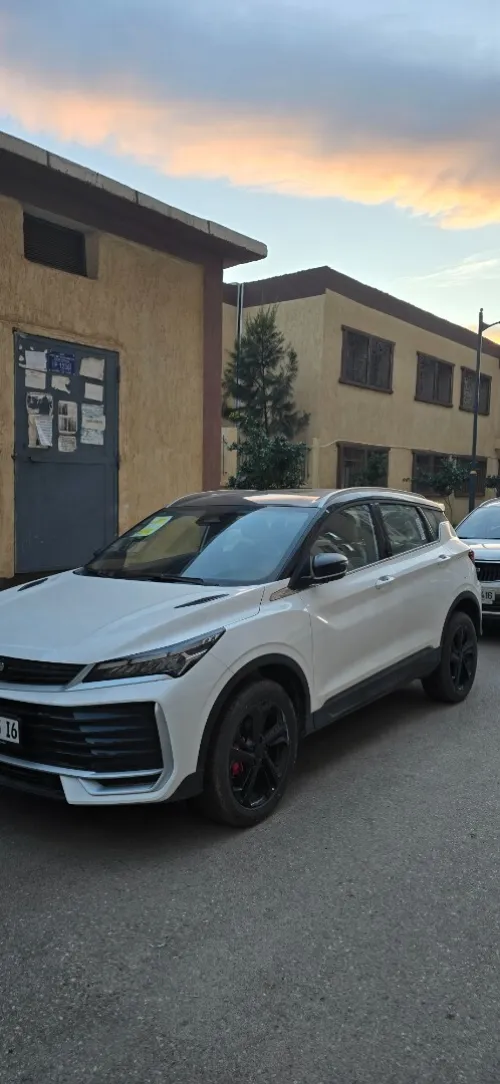 Geely Coolray 2025 tte