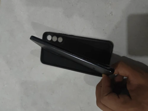 Samsung S22 PLUS