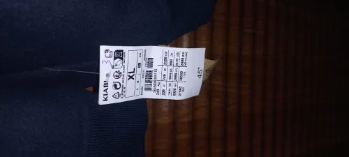 Veste kiabi taille XL neuf avec tiques 