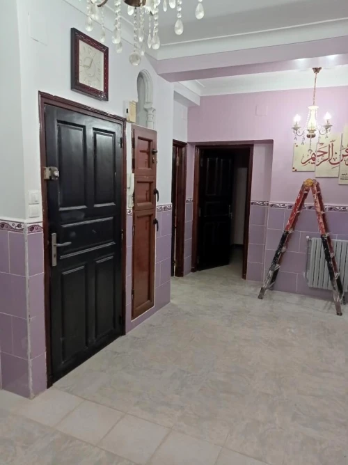 Vente Appartement Niveau de villa F5 Alger Ain naadja
