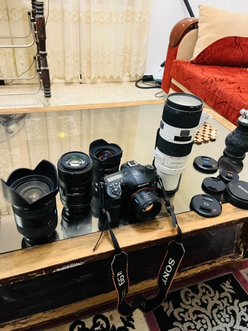 Camera Sony A99 + objectifs lens 70-200 105 50 12-24 24-70 X2