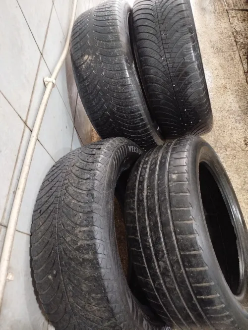 215 50 R17