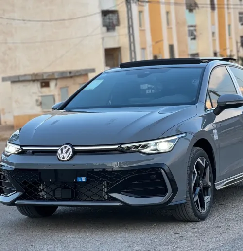 Volkswagen Golf 8 2025 Pro R-line
