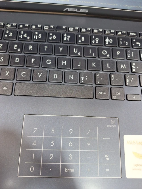 Asus Celeron 14"