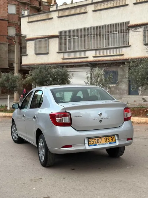 Renault Symbol 2013 