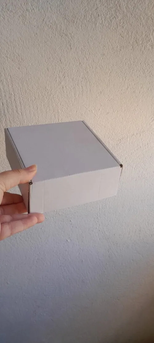 Boite 15x15x6cm 