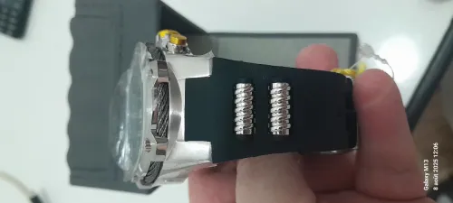 Montre invicta original 