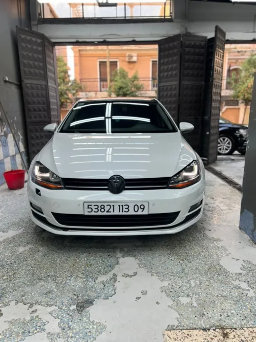 Volkswagen Golf 7 2013 Bleu montions