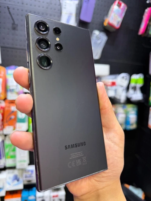 Samsung Galaxy S23 ultra  256/8