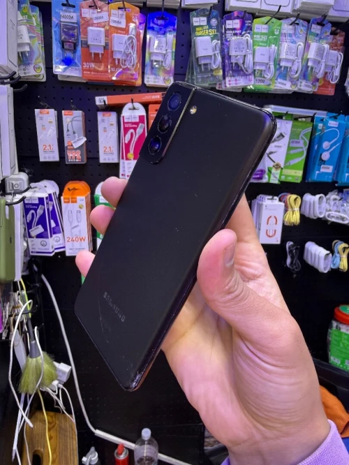 Samsung galaxy. s21 plus 128/8