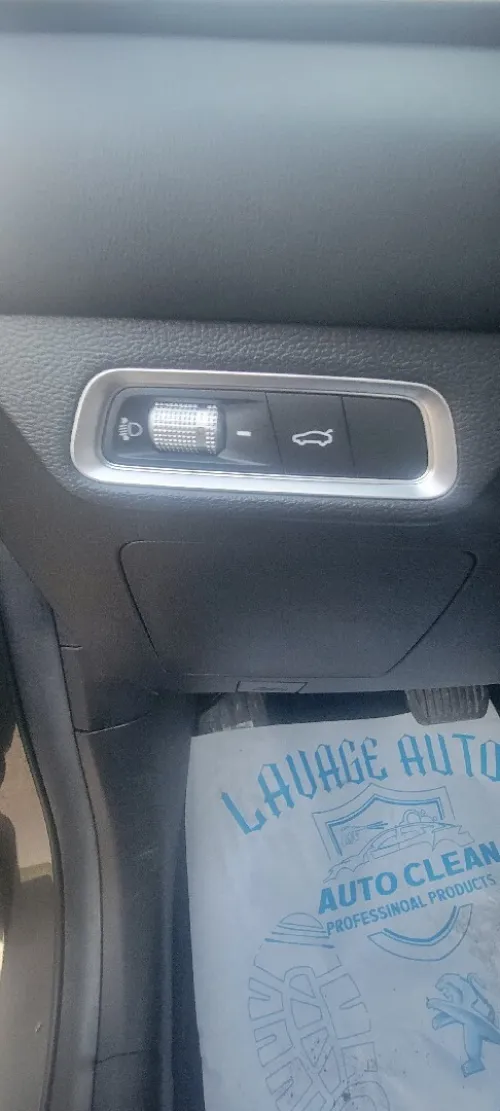 Geely Coolray 2025 