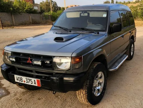 Mitsubishi Pajero Court 1998 Pajero Court