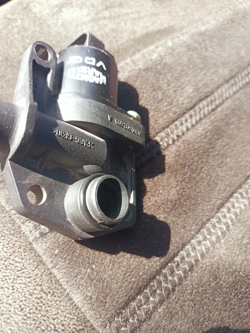 Vend Starter dacia 1'6 16v