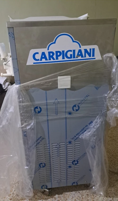 Machine a glace carpigiani