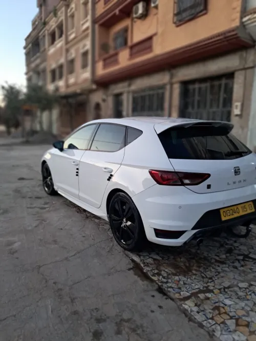 Seat Leon 2015 LINEA R+