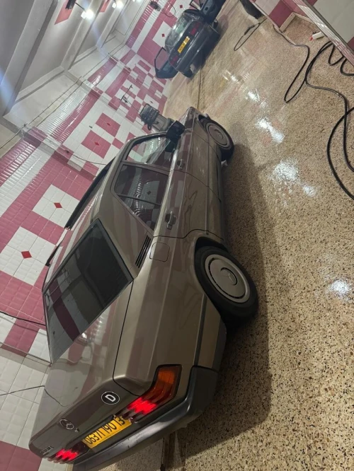 Mercedes 201 1990 