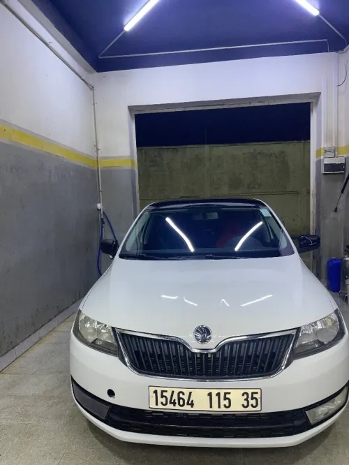 Skoda Rapid Spaceback 2015 Ambition