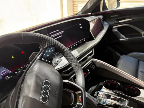 Audi Q5 2025 S-LINE INT/EXT