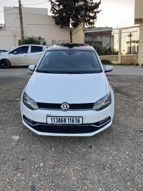 Volkswagen Polo 2016 Akara