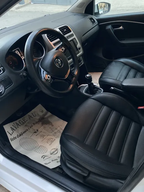 Volkswagen Polo 2016 Akara