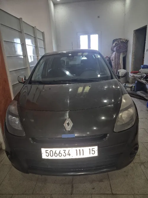 Renault Clio 3 2011 Night and Day