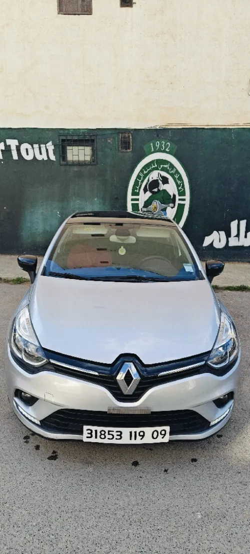 Renault Clio 4 2019 Limited 2
